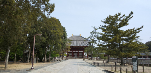 大仏殿参道